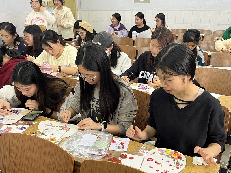 AOqK_1713921107126070813.jpg 2.jpg