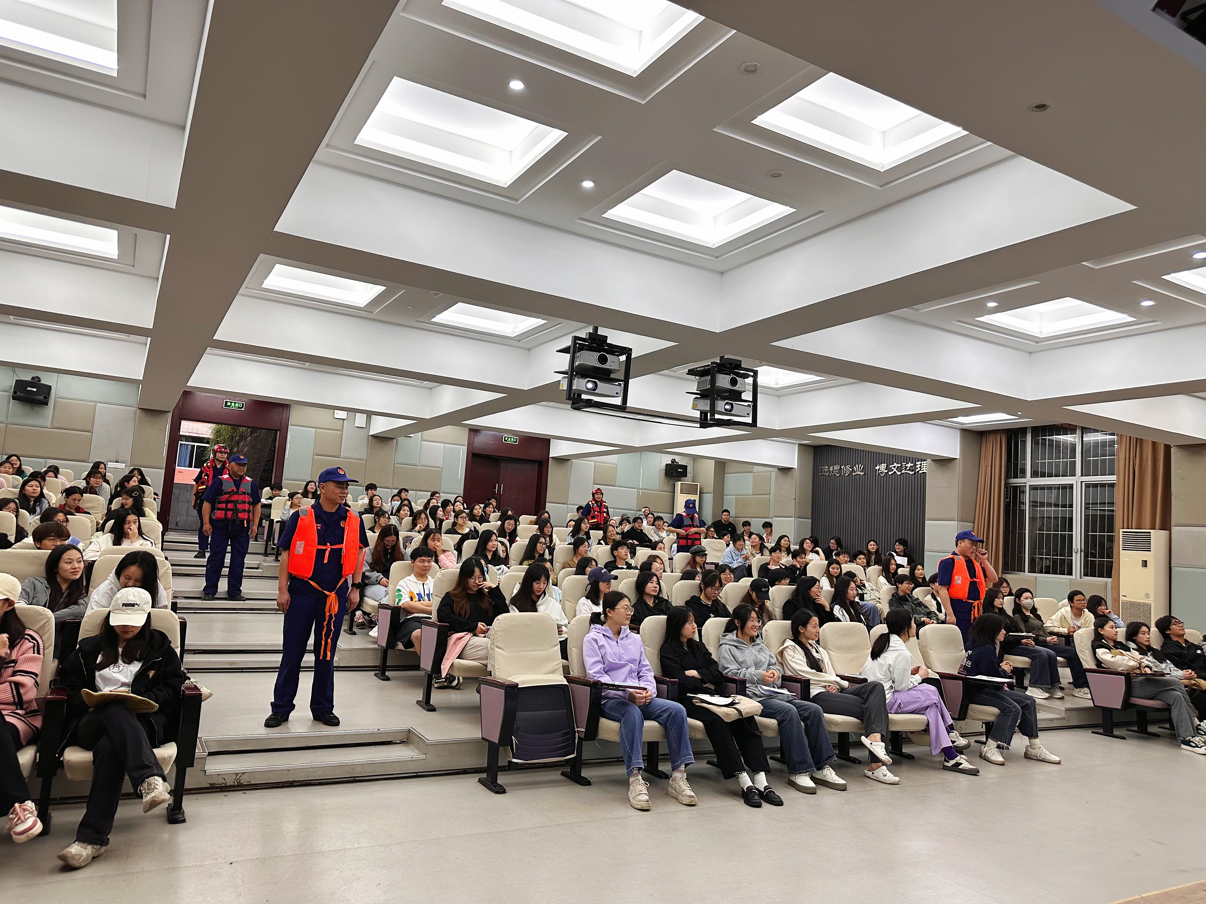 gmFn_1714297839672047020.jpg gmFn_1714297839672047020.jpg