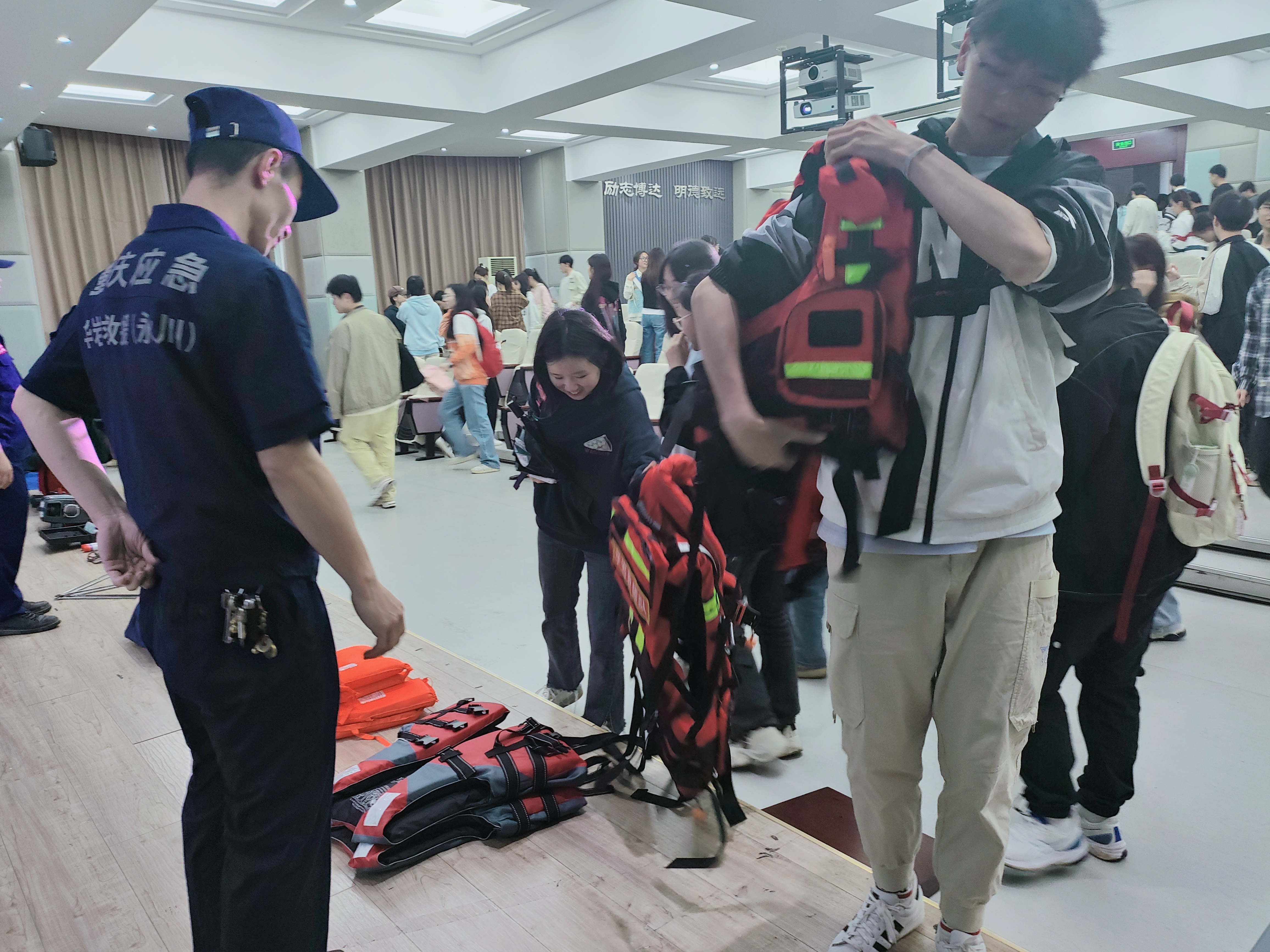 trqc_1714297994222033534.jpg trqc_1714297994222033534.jpg