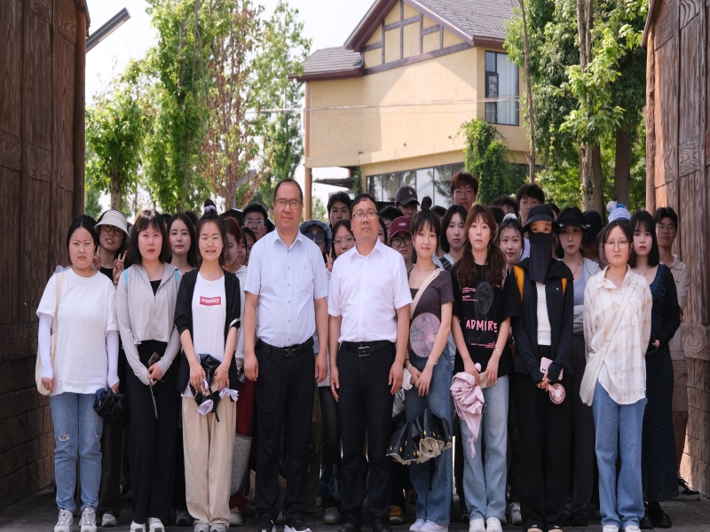 zcdU_1717040068119034966.jpg obAB_1716950054618000505.jpg