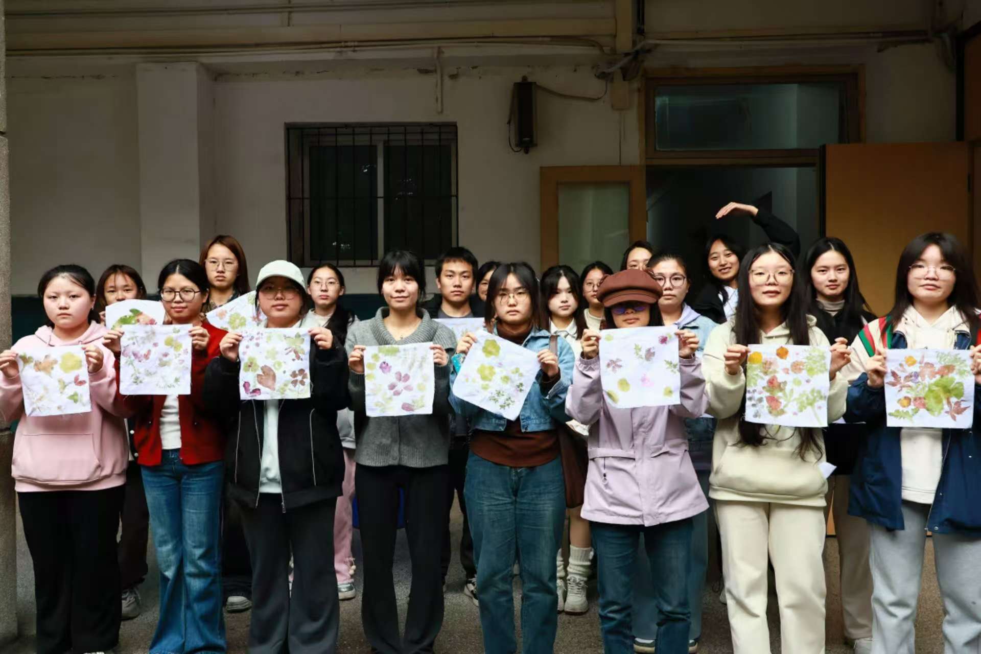 rvUZ_1766973334045032643.jpg rvUZ_1766973334045032643.jpg